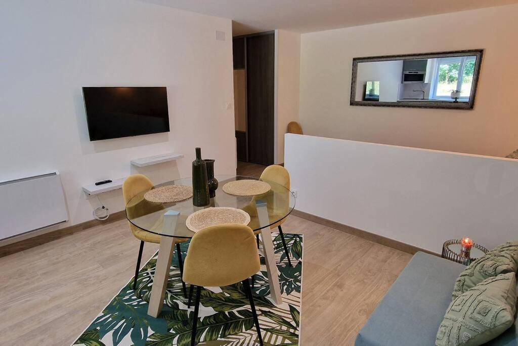 La Dame - Parking Prive - Proche Ge Alstom Apartment Cravanche Exterior photo